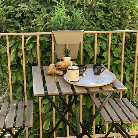 Iris 128: Il Terrazzino Sul Giardino Appartement Turijn Buitenkant foto