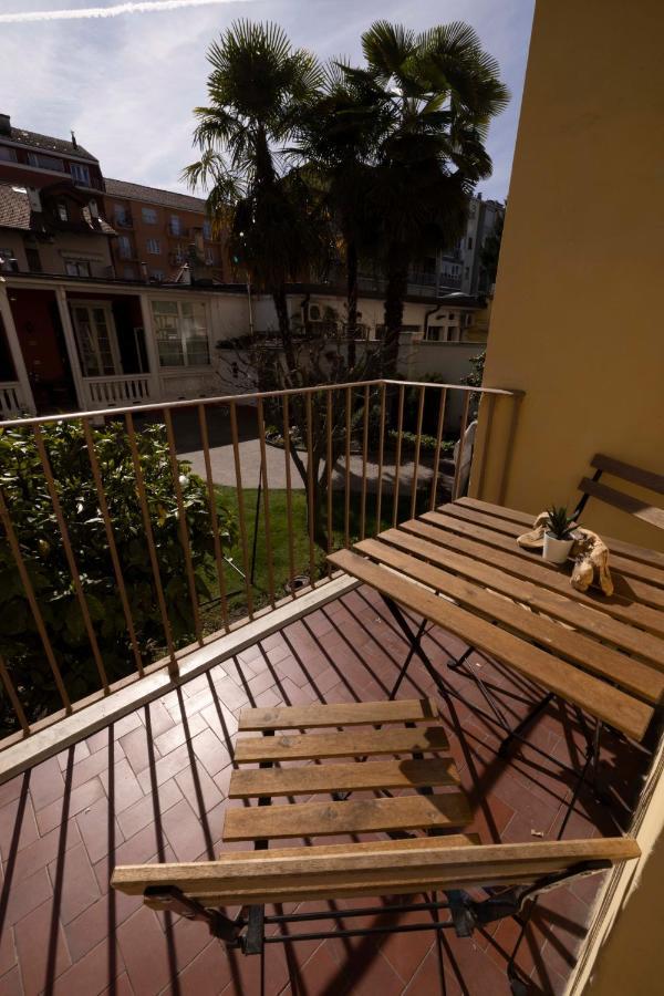 Iris 128: Il Terrazzino Sul Giardino Appartement Turijn Buitenkant foto
